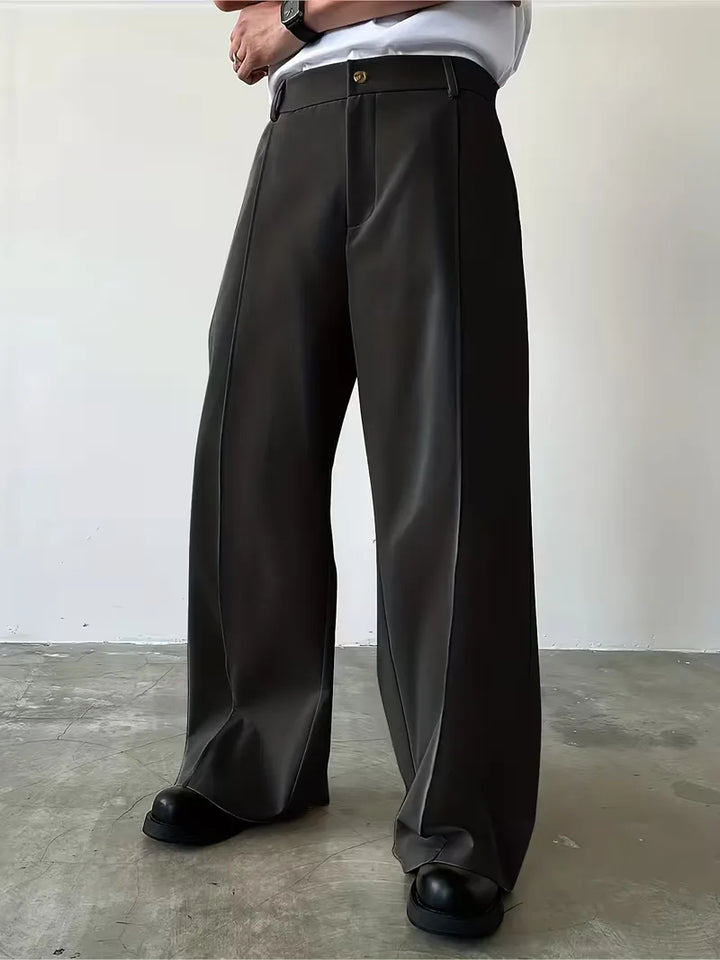 Broek met geplooid design en losse rechte pijp