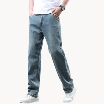 Jeans met rechte pasvorm en zijzakken