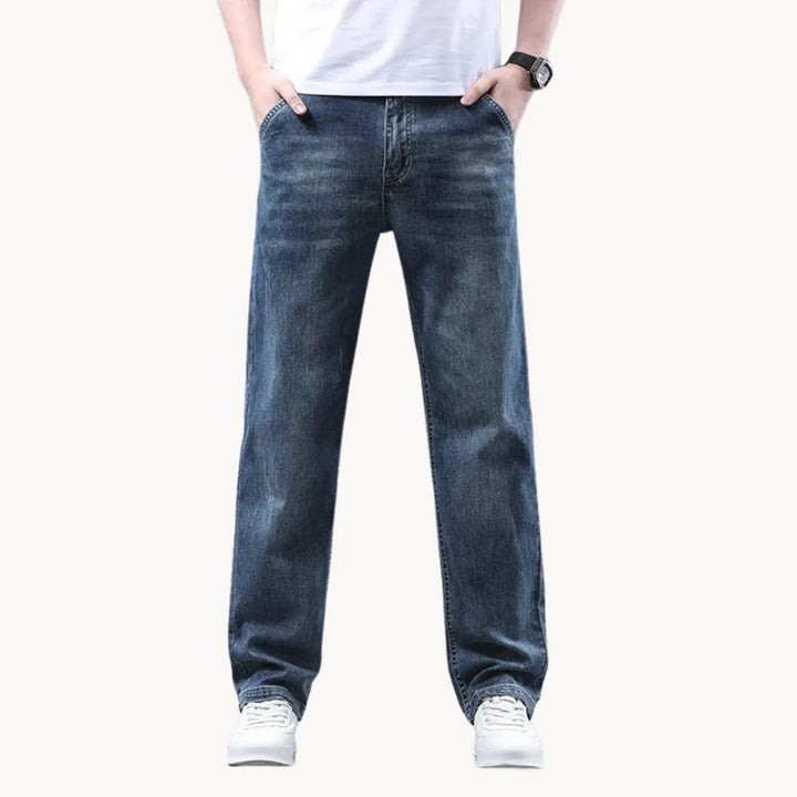 Jeans met rechte pasvorm en zijzakken