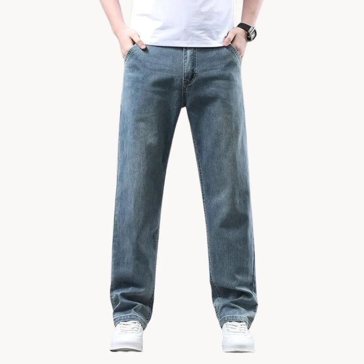 Jeans met rechte pasvorm en zijzakken