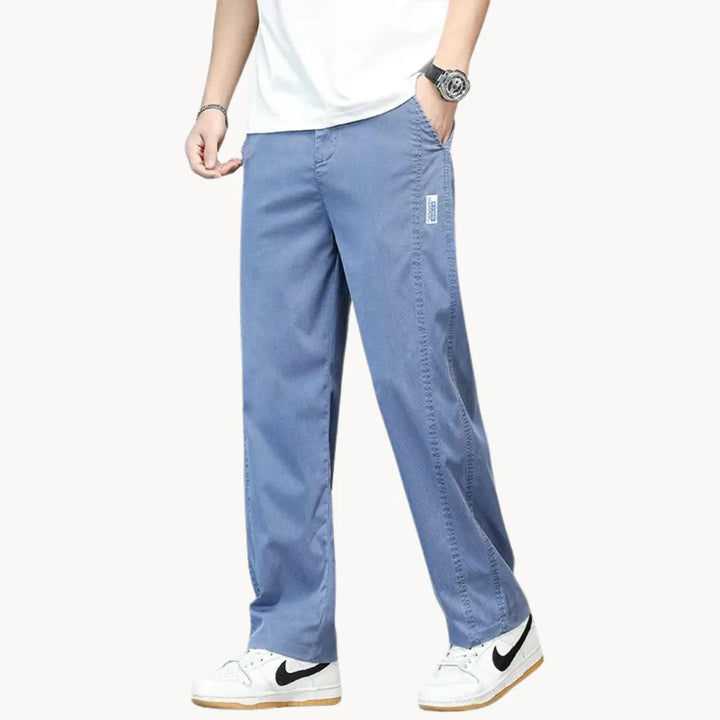 Rechtaflopende jeans met elastische taille
