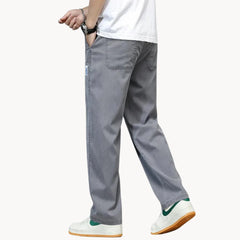 Rechtaflopende jeans met elastische taille