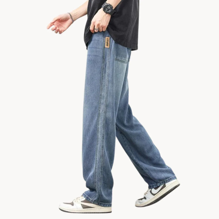 Relaxed fit jeans met lichte wassing