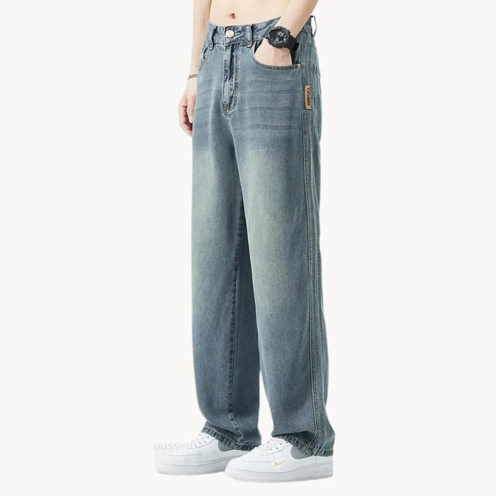 Relaxed fit jeans met lichte wassing