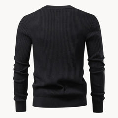 Ribgebreide trui met ronde hals en knoopsluiting
