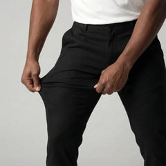 Slim fit chino met steekzakken