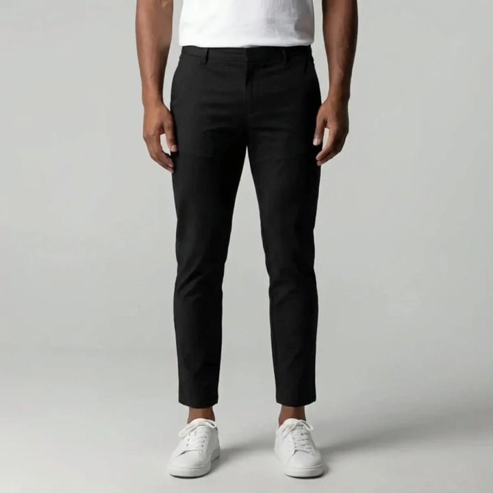 Slim fit chino met steekzakken