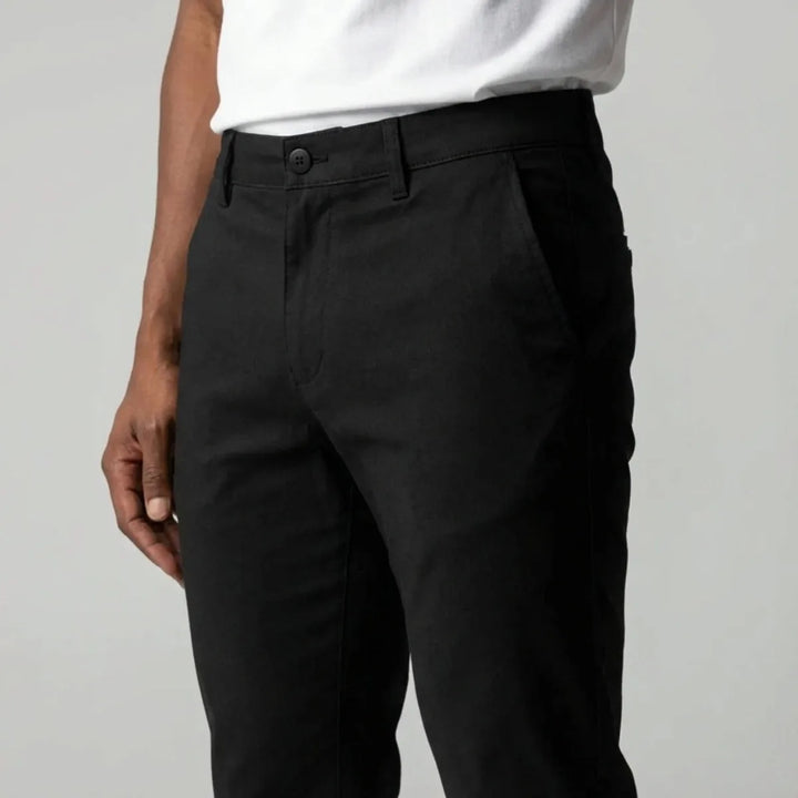 Slim fit chino met steekzakken
