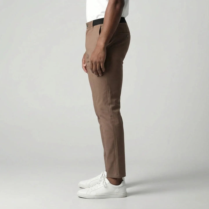 Slim fit lichtbruine stretch broek met elastische tailleband