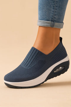 Slip-on sneakers met ademende bovenkant