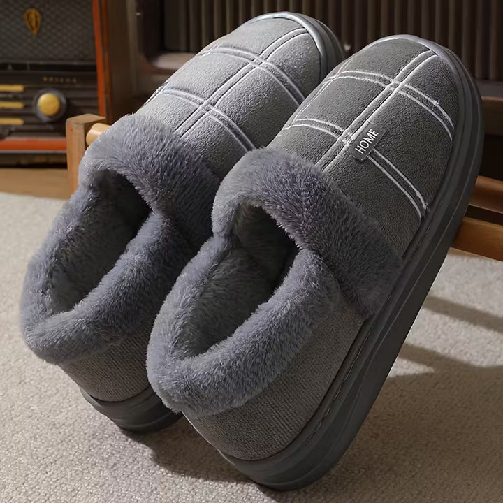 Slippers met geruit patroon en pluche voering