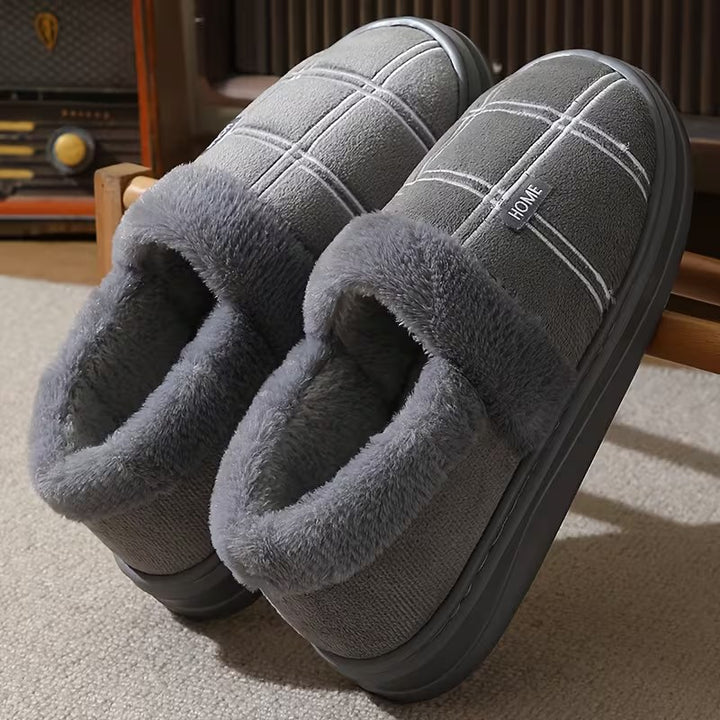 Slippers met geruit patroon en pluche voering