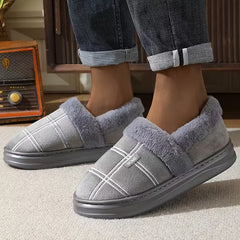 Slippers met geruit patroon en pluche voering