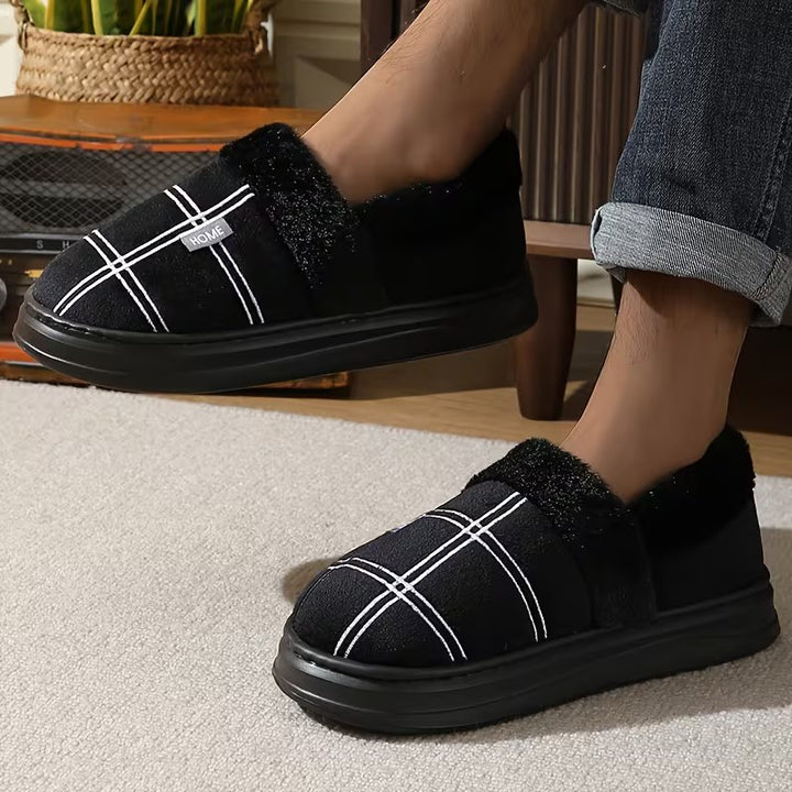 Slippers met geruit patroon en pluche voering
