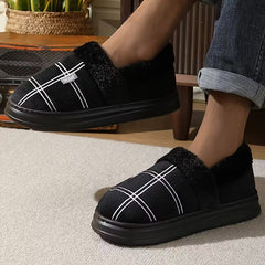 Slippers met geruit patroon en pluche voering