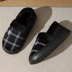 Slippers met geruit patroon en pluche voering