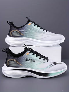 Sneakers met ademend bovenwerk en antislip buitenzool
