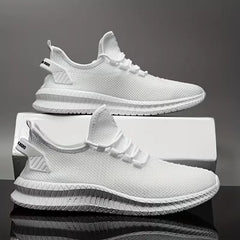 Sneakers met ademend mesh materiaal en rubberen zool
