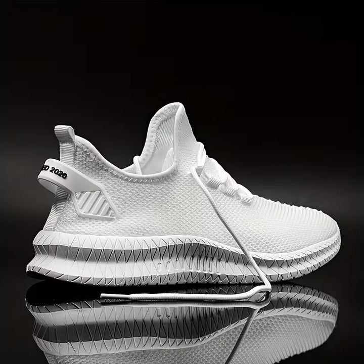 Sneakers met ademend mesh materiaal en rubberen zool