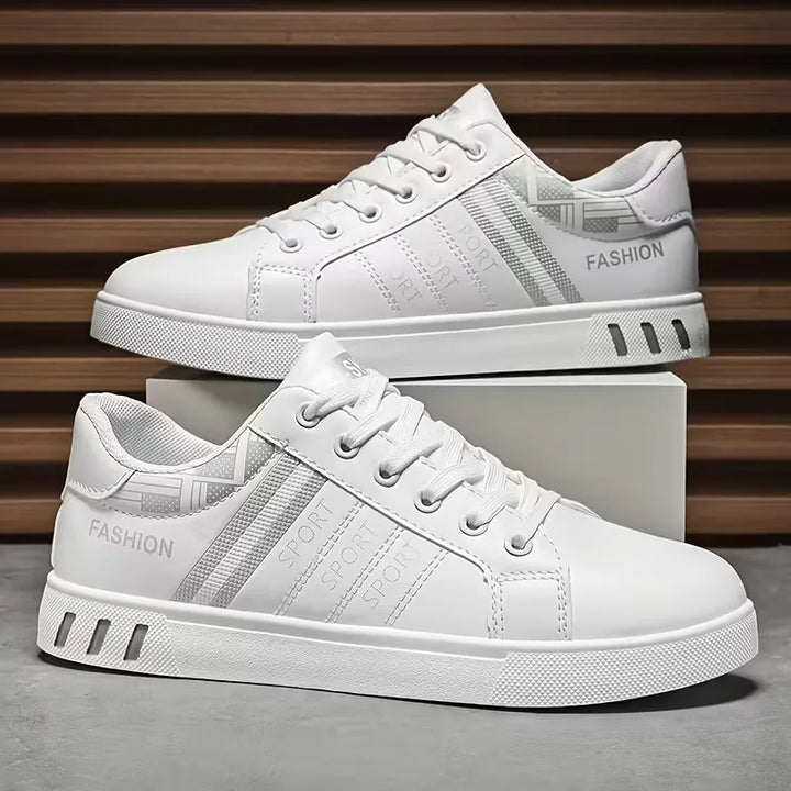 Sneakers met moderne uitstraling en vetersluiting
