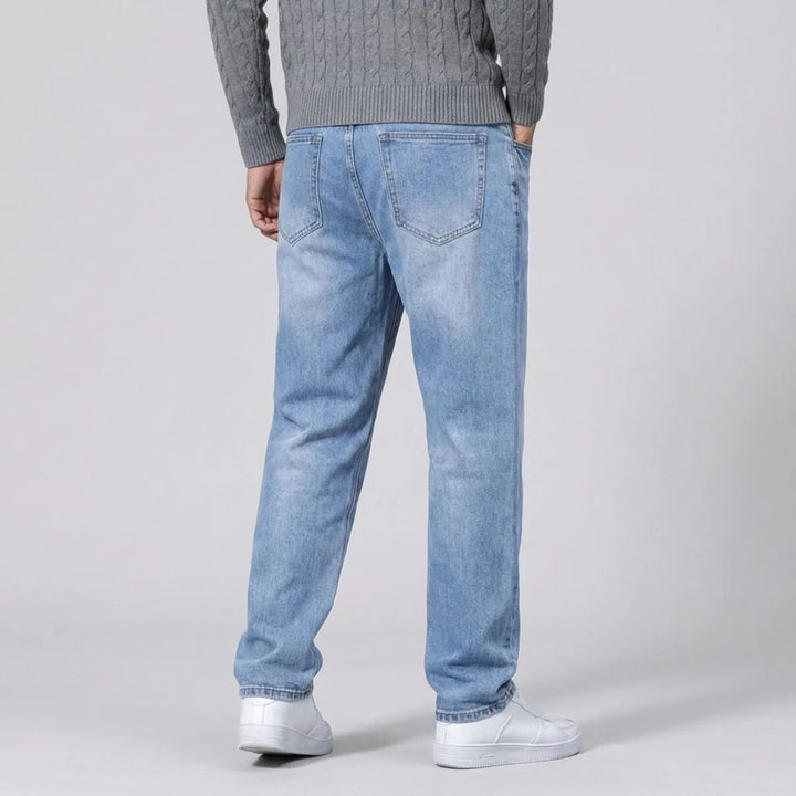 Straight jeans met lichte wassing en regular fit