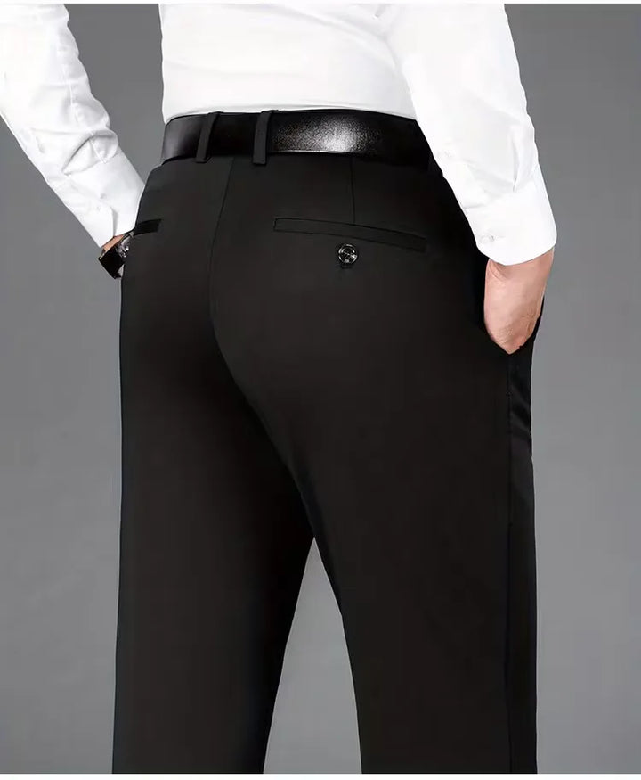 Zwarte zakelijke broek met rechte pijpen