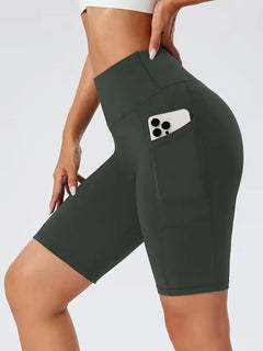 Slim-fit high-waisted shorts