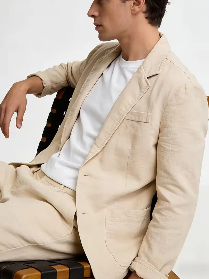 Blazer met notched lapel