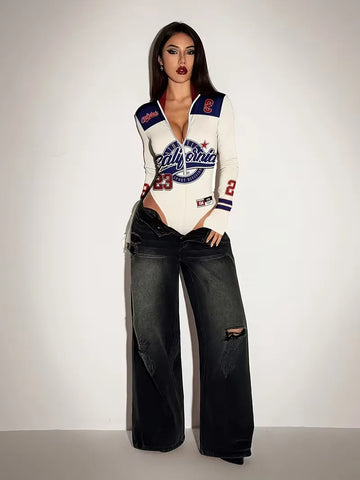 Bodysuit met capuchon en lange mouwen