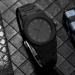 Analoge horloge met plastic band