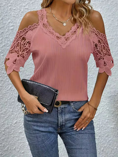 off-shoulder T-shirt met kant