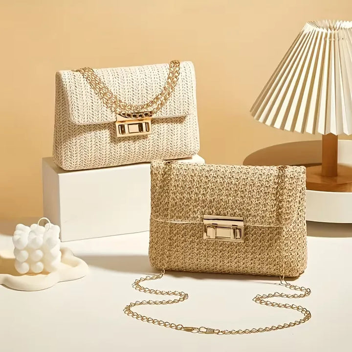 Woven clutch met gouden sluiting