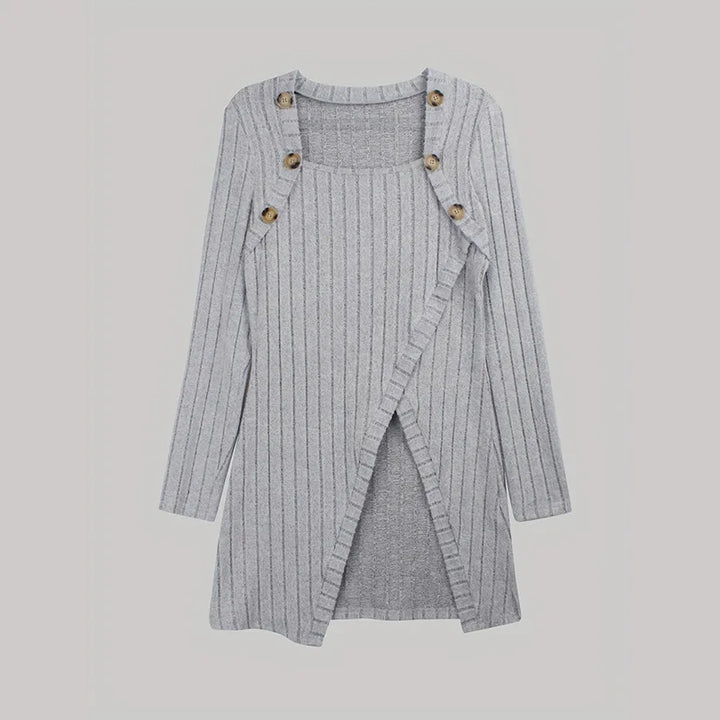 Claudia | Asymmetrische geribbelde cardigan in de kleur Grijs voor dames in stijl ideaal voor de herfst.