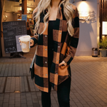 Cora- Modieus Geruit Overhemd in de kleur Oranje voor dames in stijl ideaal voor de herfst.