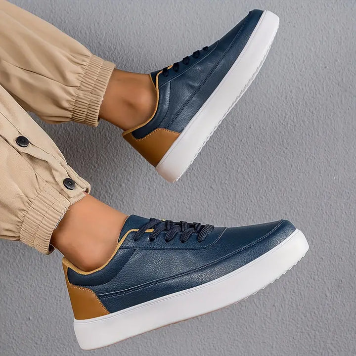 CORNELIS | Elegante en stijlvolle herenschoenen in de kleur Zwart voor heren in stijl geschikt voor alle seizoenen.
