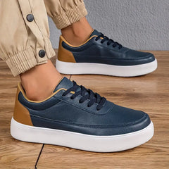 CORNELIS | Elegante en stijlvolle herenschoenen in de kleur Marineblauw voor heren in stijl geschikt voor alle seizoenen.