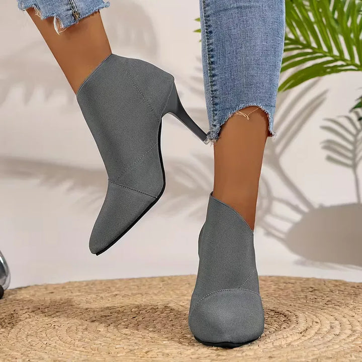 Stiletto enkellaars met hoge hak