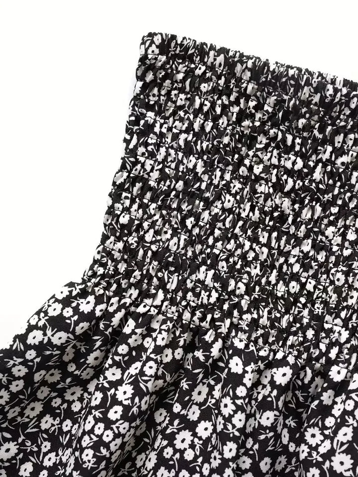 Short met hoge taille en bloemenpatroon