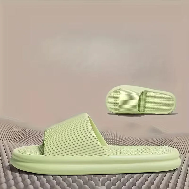 Badslippers met dikke zool