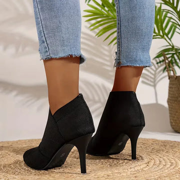 Stiletto enkellaars met hoge hak