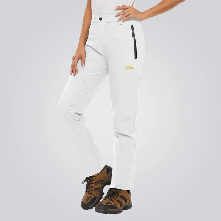 Emma | Waterdichte damesbroek met fleecevoering in de kleur Wit voor dames in Outdoor stijl ideaal voor de herfst.