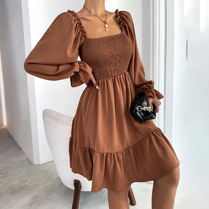 Eva | Mooie Zwarte Jurk in de kleur Wijnrood voor dames in stijl ideaal voor de lente.