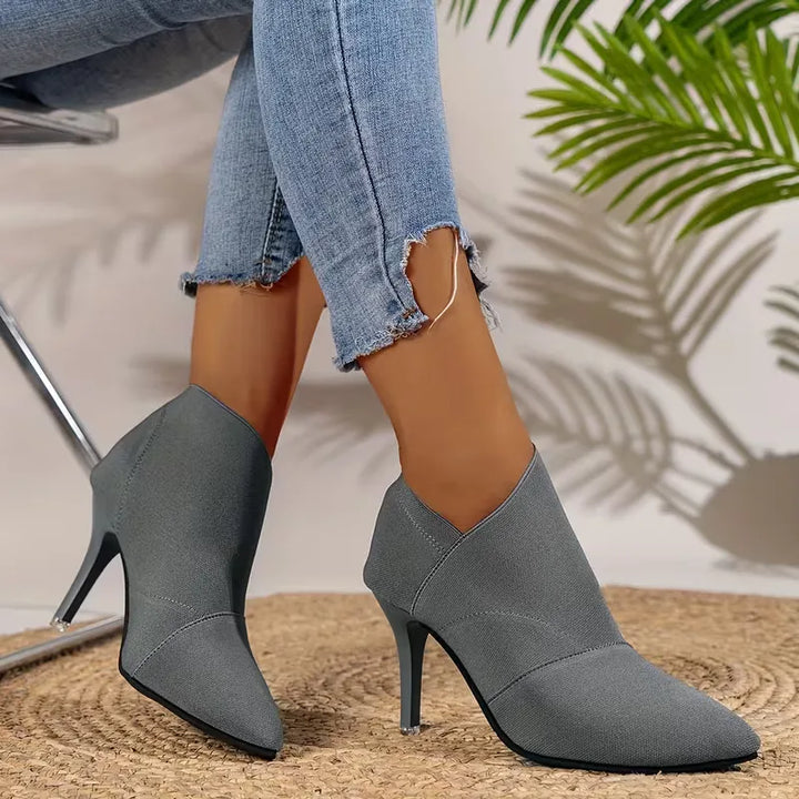 Stiletto enkellaars met hoge hak