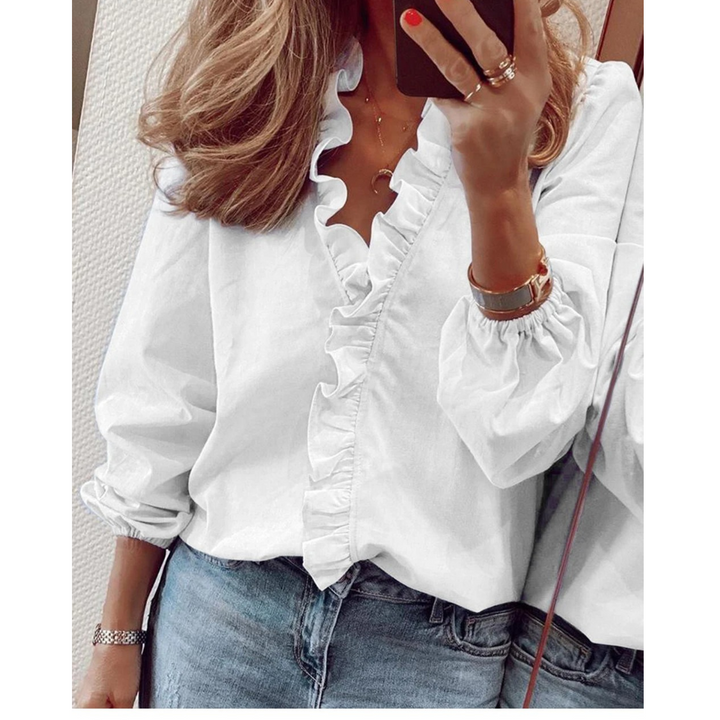 Femke | Chiffon blouse met pluches in de kleur Oranje voor dames in stijl ideaal voor de herfst.