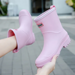 Floor | Trendy waterdichte dames regenlaarzen in de kleur Bruin voor dames in Outdoor stijl ideaal voor de lente.
