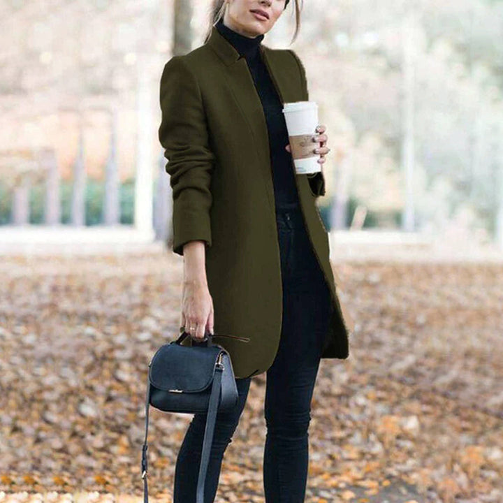 FLOORTJE | Elegante lente jas in de kleur Groen voor dames in stijl ideaal voor de lente.