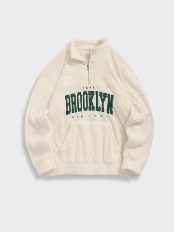 Fluffy NY Brooklyn Zipper in de kleur Wit voor dames in Lounge stijl ideaal voor de herfst.