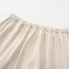 Hessel | Linnen slim fit pantalon in de kleur Beige voor heren in Beach stijl geschikt voor alle seizoenen.
