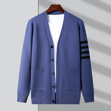 Hippe herenjas in de kleur Blauw voor heren in stijl geschikt voor alle seizoenen.