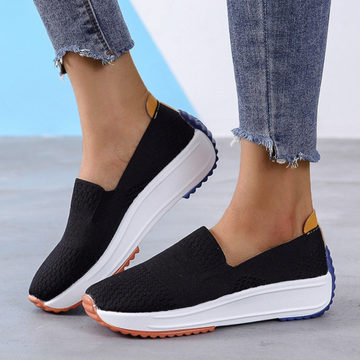 Isabel | Stijlvolle comfortabele schoenen voor vrouwen in de kleur Zwart voor dames in stijl ideaal voor de lente.